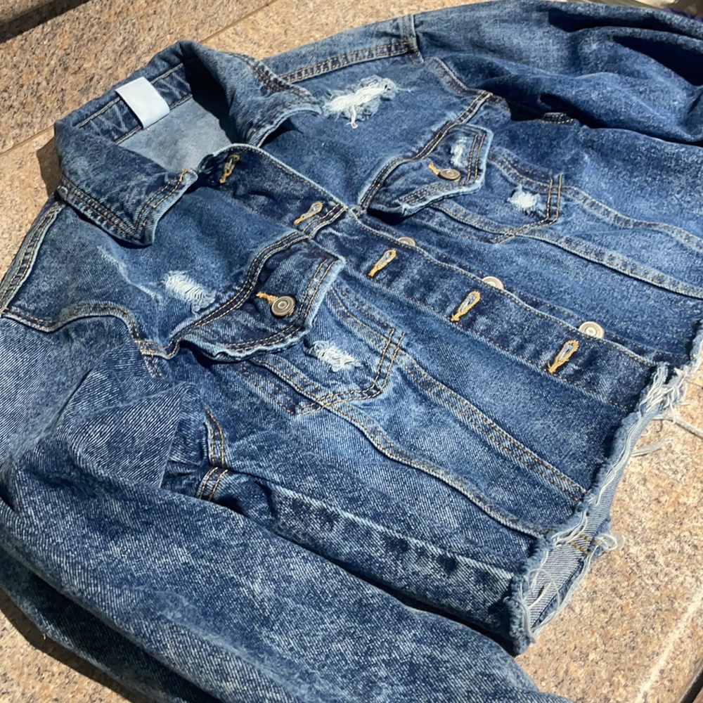 Cropped trucker Jean Jacket